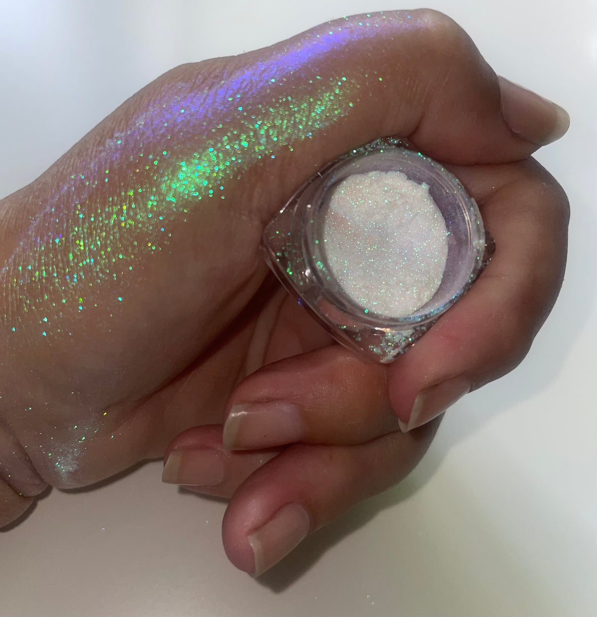 Magical Makeup Mermaid Glow Loose Pigment Multichrome Eyeshadow 0.5g
