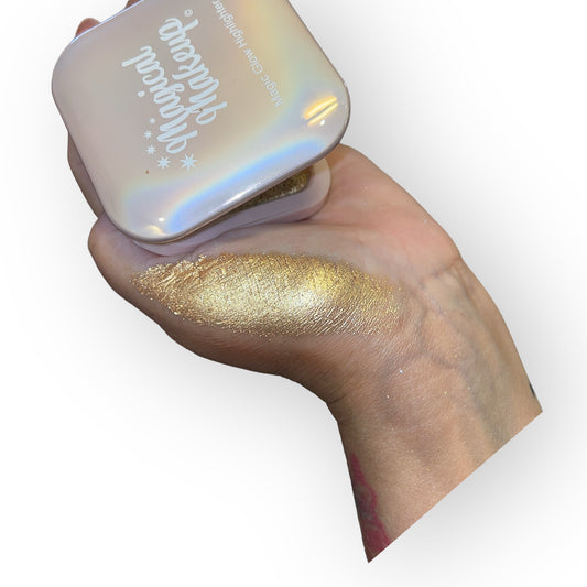 Candlelight Magic Glow Highlighter
