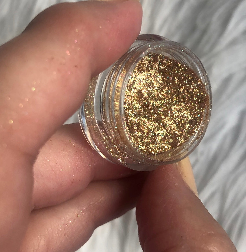 Magical Makeup Mythical Loose Pigment Multichrome Eyeshadow 0.5g