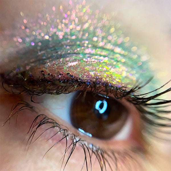Model wearing Magical Makeup Loose Pigment Eyeshadow Glitter- Cherub